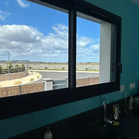 Maison De Bord De Attenante A La Leucate